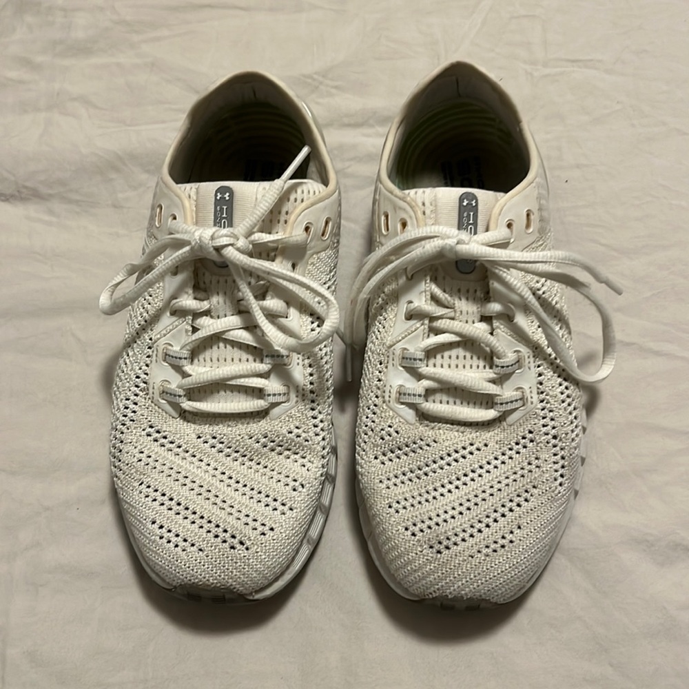 Under armor hovr sonic running sneakers